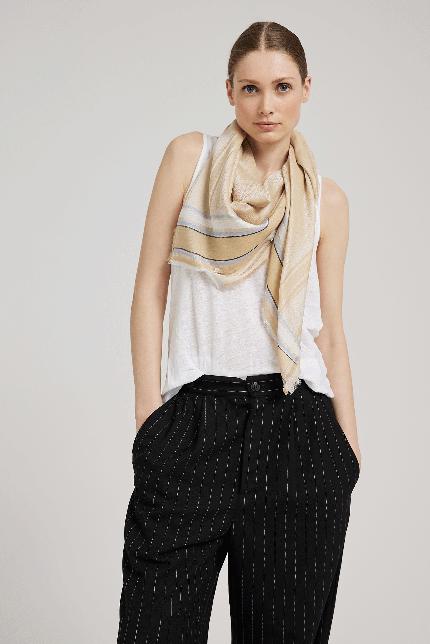 Square scarf ANAIS White Swan