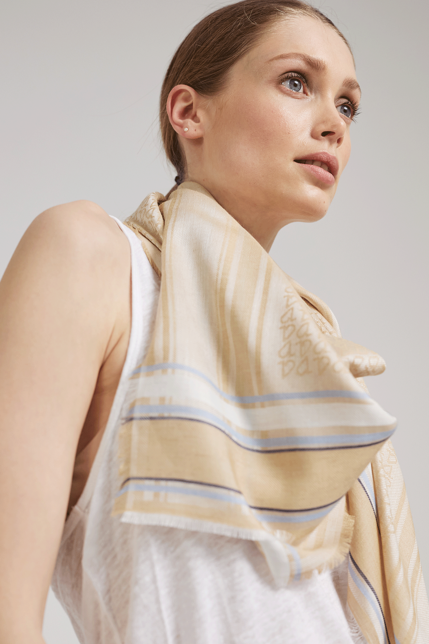 Square scarf ANAIS White Swan