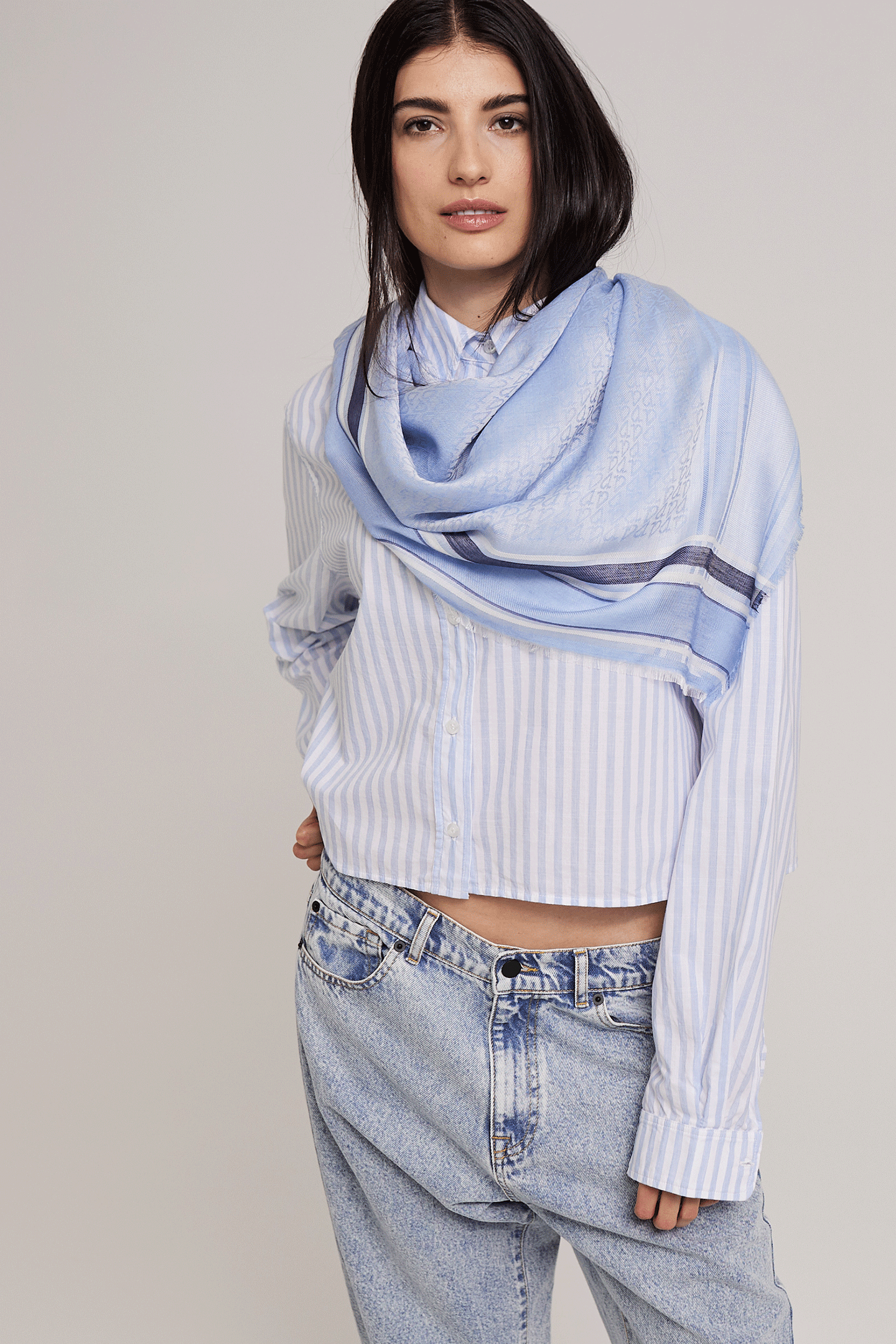 Quadratischer Schal ANAIS Ancient Blue