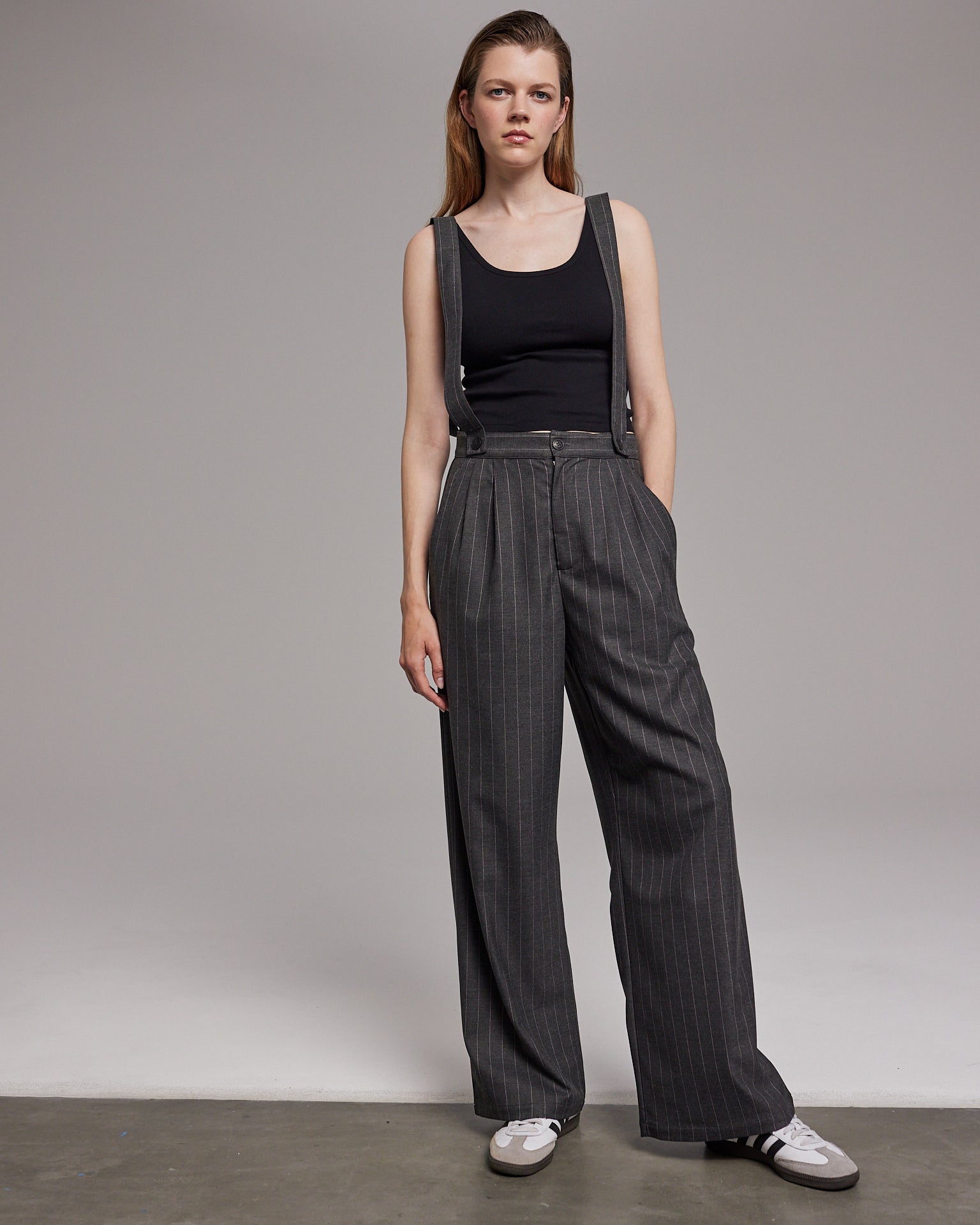 Suit pants with suspenders LOLA grey