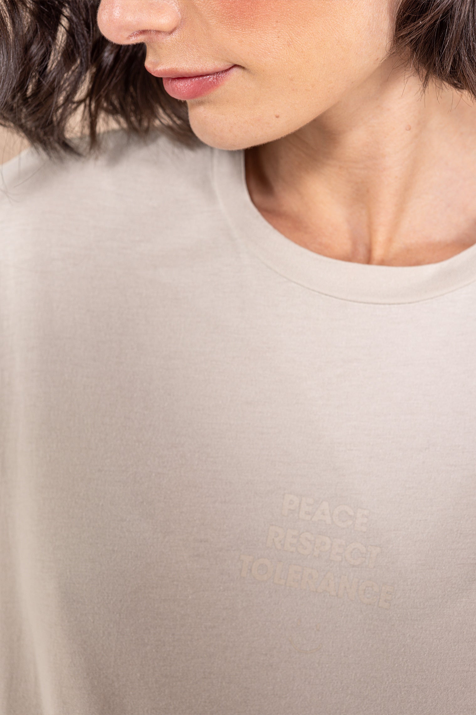 PEACE T-shirt